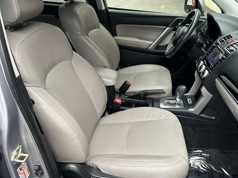 Used 2017 Subaru Forester 2.5i Limited w/ Popular Package #1 AWD/4WD image 19