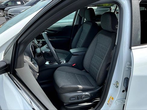 Certified 2024 Chevrolet Equinox LT image 17