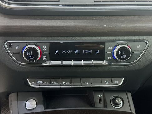 Used 2024 Audi Q5 2.0T Premium Plus image 24