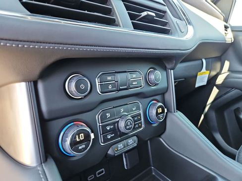 Used 2024 Chevrolet Tahoe LS image 29