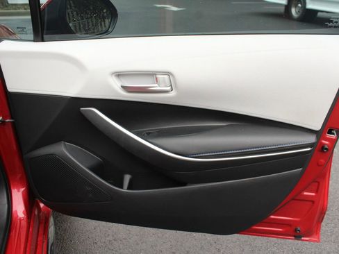 Used 2020 Toyota Corolla SE FWD image 21