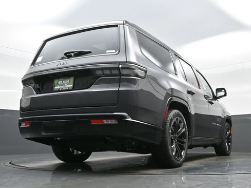 New 2026 Jeep Grand Wagoneer Summit AWD/4WD image 16