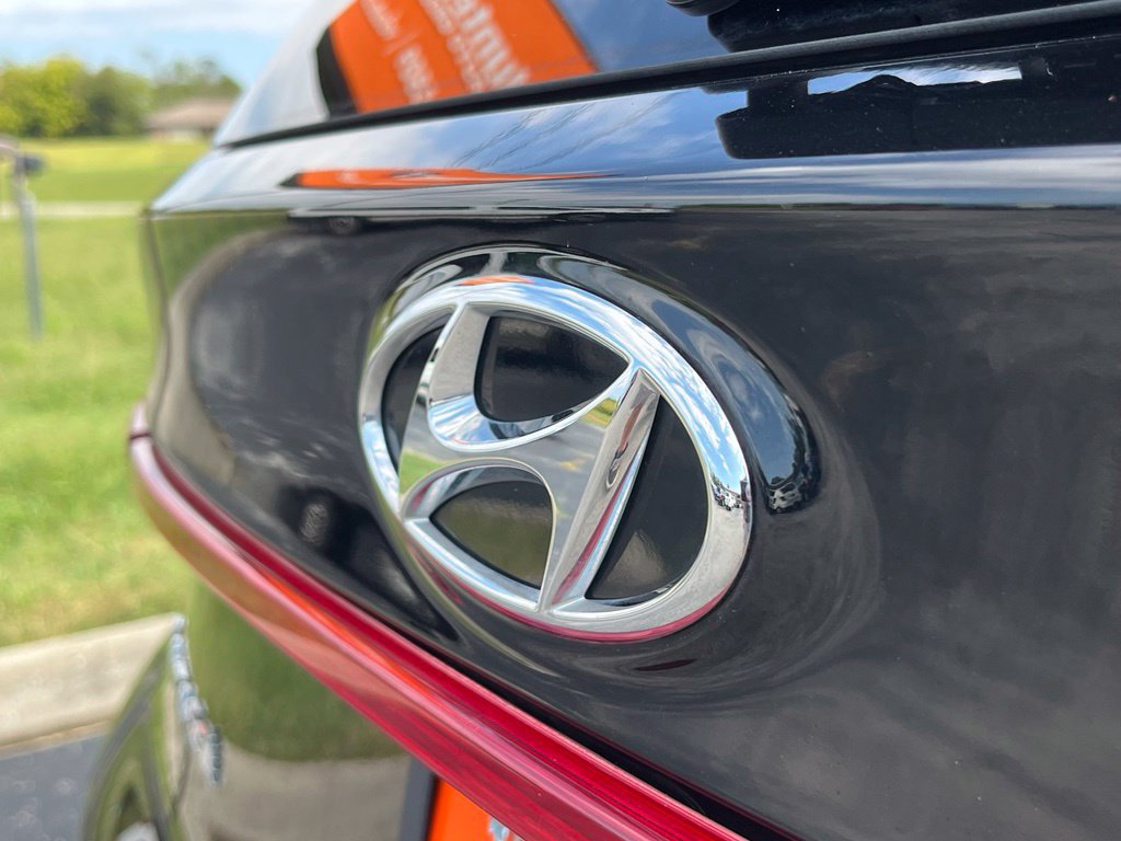 Used 2023 Hyundai Santa Fe SEL AWD/4WD image 10