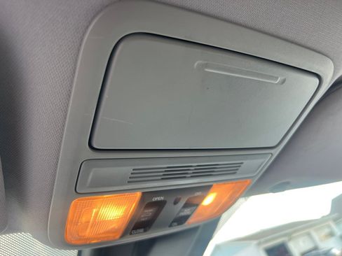 Used 2018 Honda Odyssey EX-L image 38