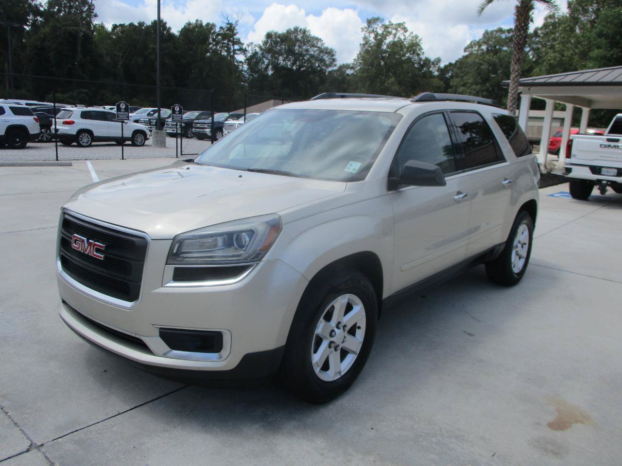 Used 2014 GMC Acadia SLE FWD image 19