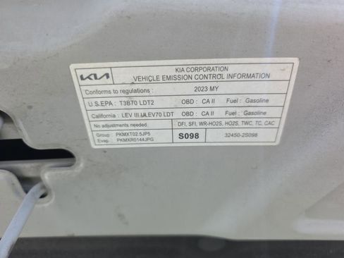 Used 2023 Kia Sorento SX AWD/4WD image 15