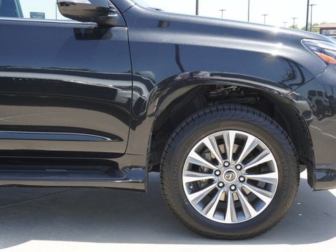 Certified 2023 Lexus GX 460 Luxury w/ Accessory Package AWD/4WD image 9