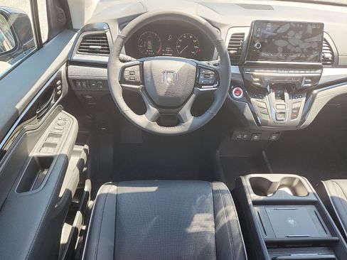 New 2026 Honda Odyssey Elite image 8