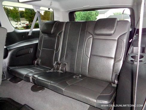 Used 2019 GMC Yukon XL SLT AWD/4WD image 25