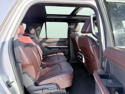 Used 2023 Ford Expedition Max Limited image 44