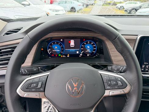 New 2026 Volkswagen Atlas SEL Premium R-Line image 16