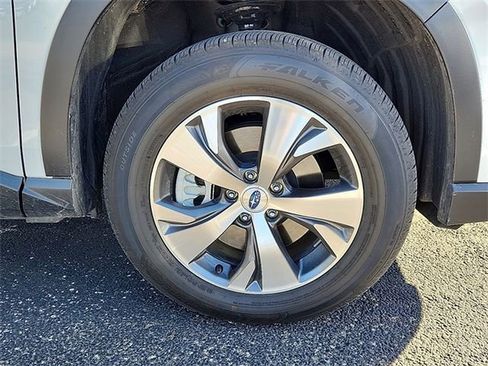 Certified 2025 Subaru Ascent Premium image 5