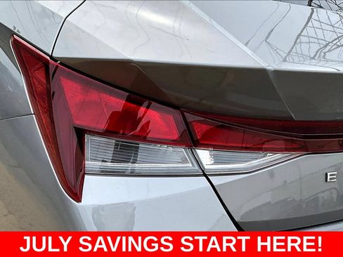 Used 2022 Hyundai Elantra SEL w/ Cargo Package FWD image 29