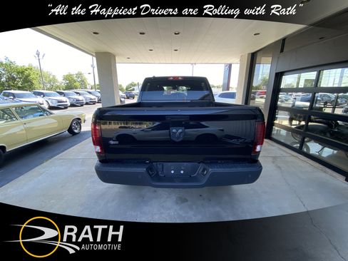 Used 2024 RAM 1500 Classic Warlock AWD/4WD image 7