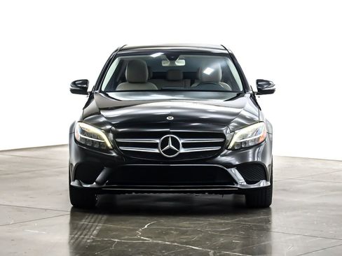 Used 2019 Mercedes-Benz C 300 4MATIC Sedan image 3