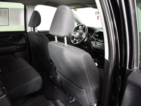 Certified 2025 Honda Ridgeline Sport image 44