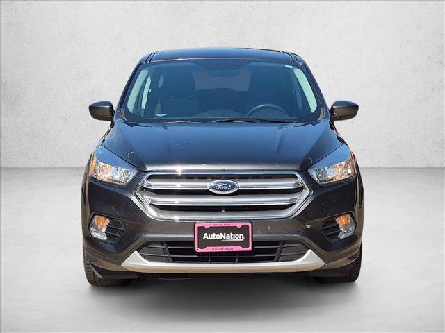 Used 2017 Ford Escape SE w/ SE Cold Weather Package FWD image 2