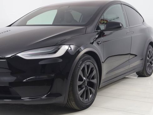 Used 2022 Tesla Model X image 69