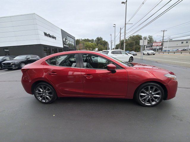 Used 2018 MAZDA MAZDA3 Touring FWD image 9