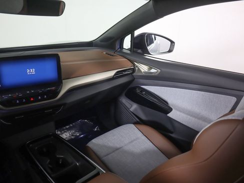 Used 2023 Volkswagen ID.4 Pro image 33