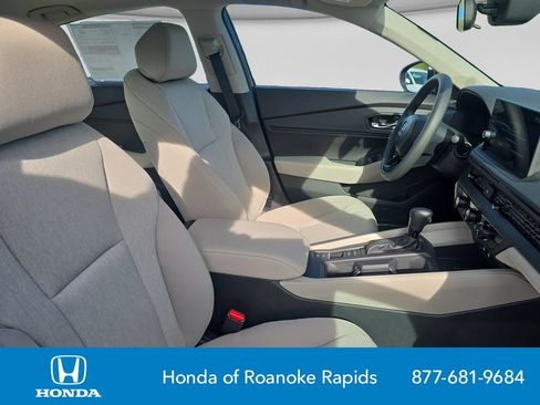 New 2026 Honda Accord SE image 17