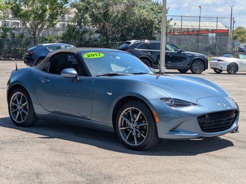 Used 2017 MAZDA MX-5 Miata Grand Touring RWD image 7