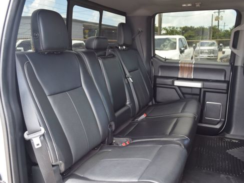 Used 2019 Ford F150 Lariat w/ Equipment Group 502A Luxury AWD/4WD image 22