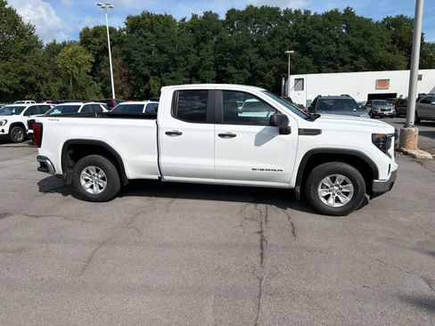 Used 2023 GMC Sierra 1500 Pro w/ Pro Value Package AWD/4WD image 24