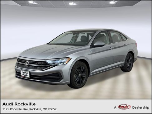 Used 2024 Volkswagen Jetta SE w/ Panoramic Sunroof Package FWD image 1