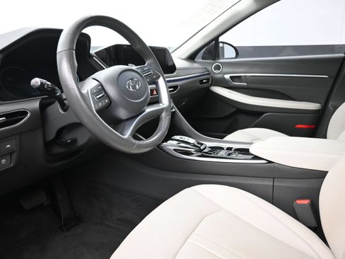 Used 2023 Hyundai Sonata Limited FWD image 10