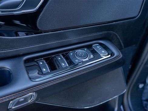 Used 2024 Lincoln Aviator Reserve image 15