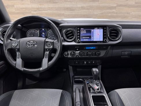 Used 2023 Toyota Tacoma TRD Sport image 2