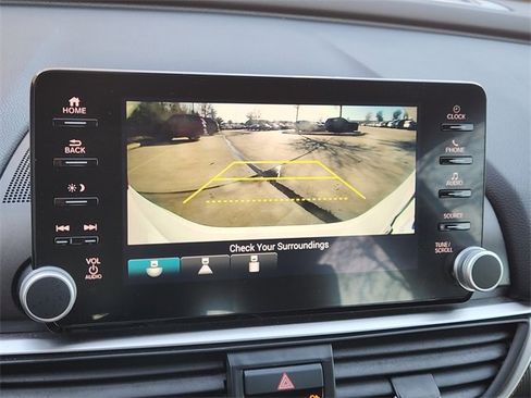 Used 2022 Honda Accord Sport image 25