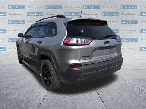Used 2020 Jeep Cherokee Latitude Plus image 17