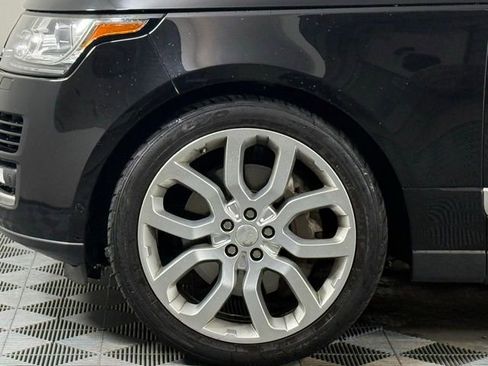 Used 2015 Land Rover Range Rover Supercharged image 13
