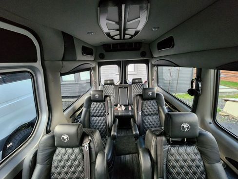 Used 2023 Mercedes-Benz Sprinter 2500 image 28