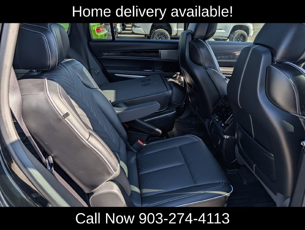 Used 2026 Cadillac Vistiq Platinum AWD/4WD image 33