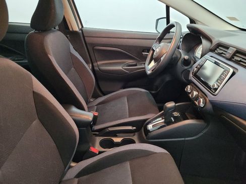 Used 2025 Nissan Versa SV FWD image 21