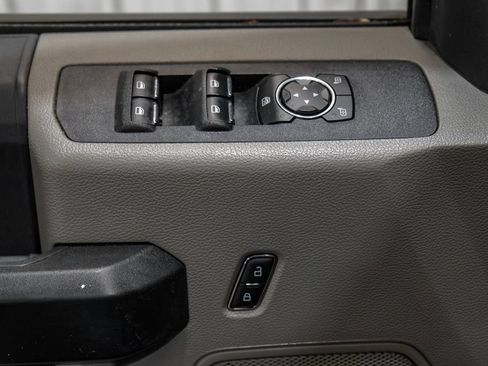 Used 2022 Ford F250 XL w/ STX Appearance Package AWD/4WD image 41