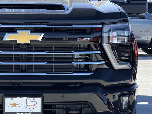 New 2026 Chevrolet Silverado 2500 LTZ w/ Z71 Chrome Sport Edition image 9