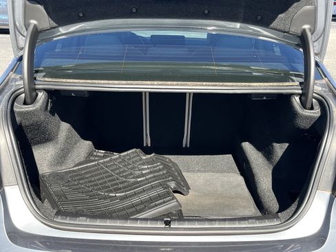 Used 2021 BMW 530i w/ Premium Package image 26