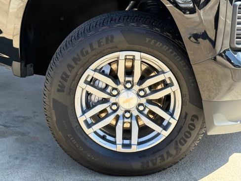 Used 2026 Chevrolet Colorado LT w/ Advanced Trailering Package image 2