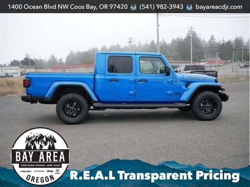 New 2025 Jeep Gladiator Sport image 6