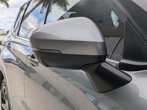 Used 2024 Mitsubishi Outlander SEL Black Edition image 12