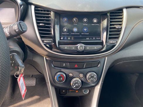 Used 2018 Chevrolet Trax LS FWD image 11