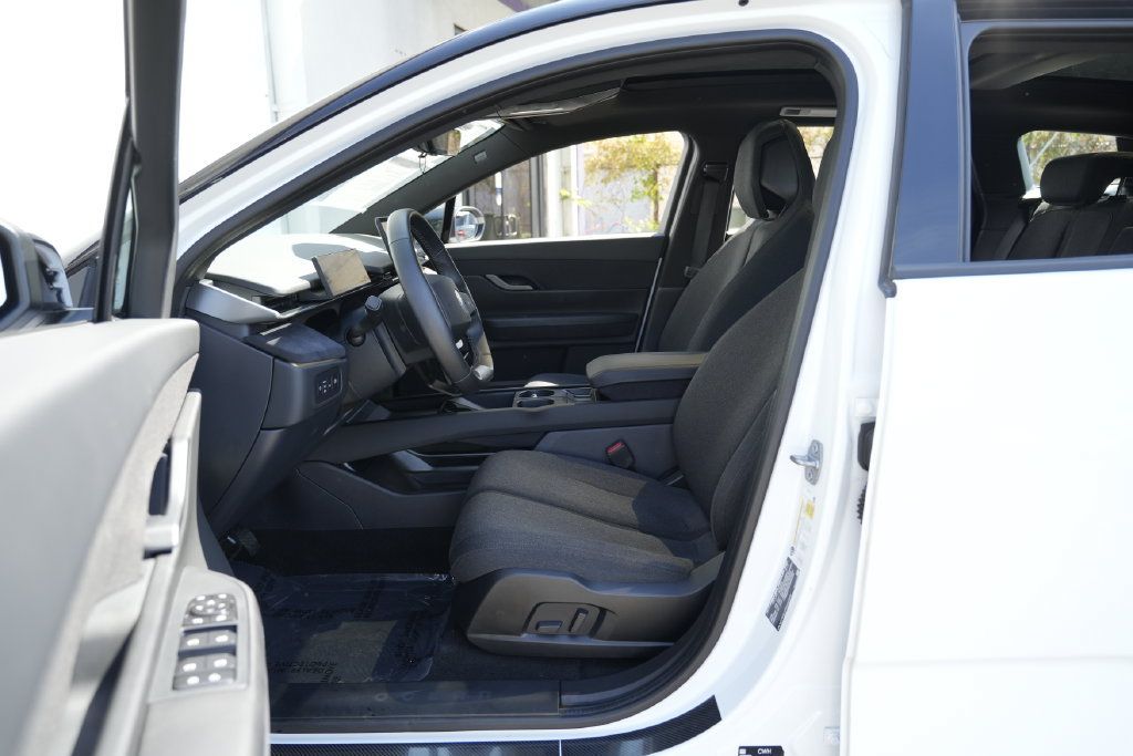 Used 2023 Fisker Ocean Ultra AWD/4WD image 16