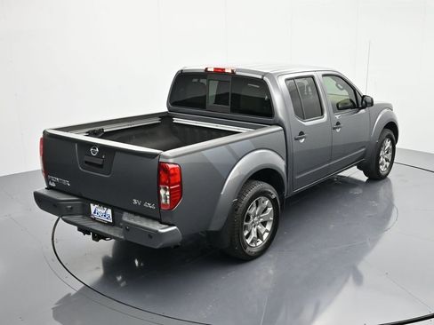 Used 2021 Nissan Frontier SV image 32