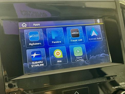 Used 2019 Subaru Crosstrek 2.0i Premium AWD/4WD image 15