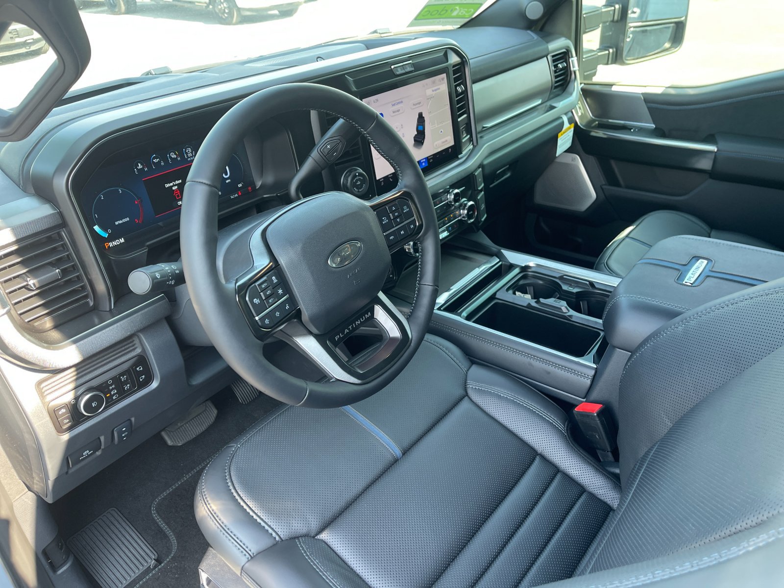 New 2026 Ford F250 Platinum w/ FX4 Off-Road Package AWD/4WD image 10