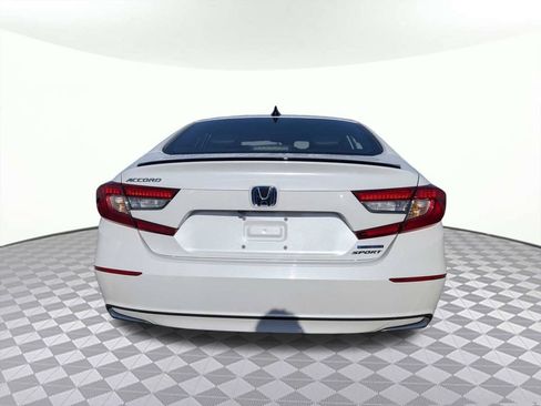 Used 2022 Honda Accord Sport image 4